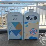 海南景區烤漆不銹鋼分類垃圾桶案例