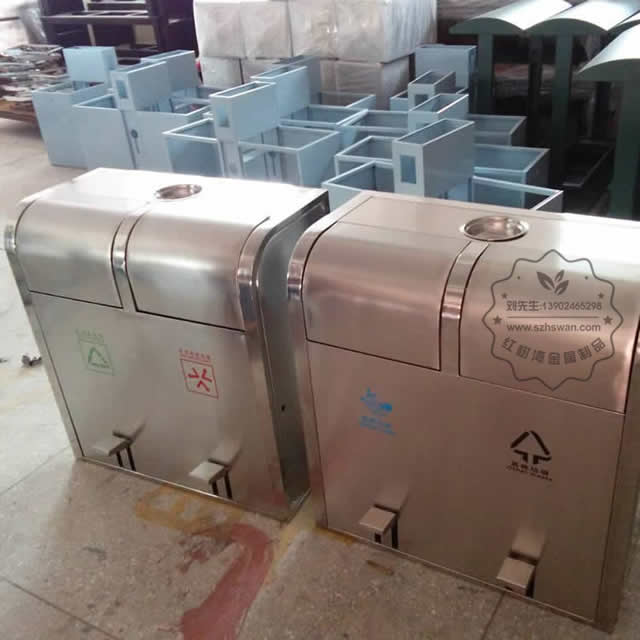 戶外腳踏式不銹鋼分類垃圾桶圖片005