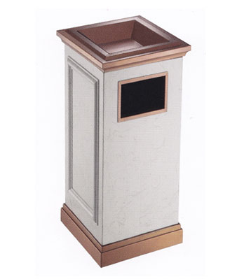 商場(chǎng)室內(nèi)鈦金垃圾桶